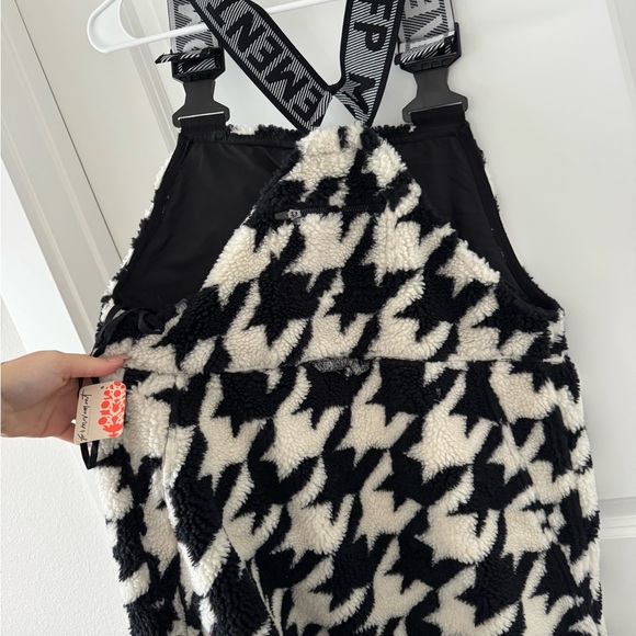 NWT Free People Movement Hit the Slopes Houndstooth Overalls - Picture 7 of 9
